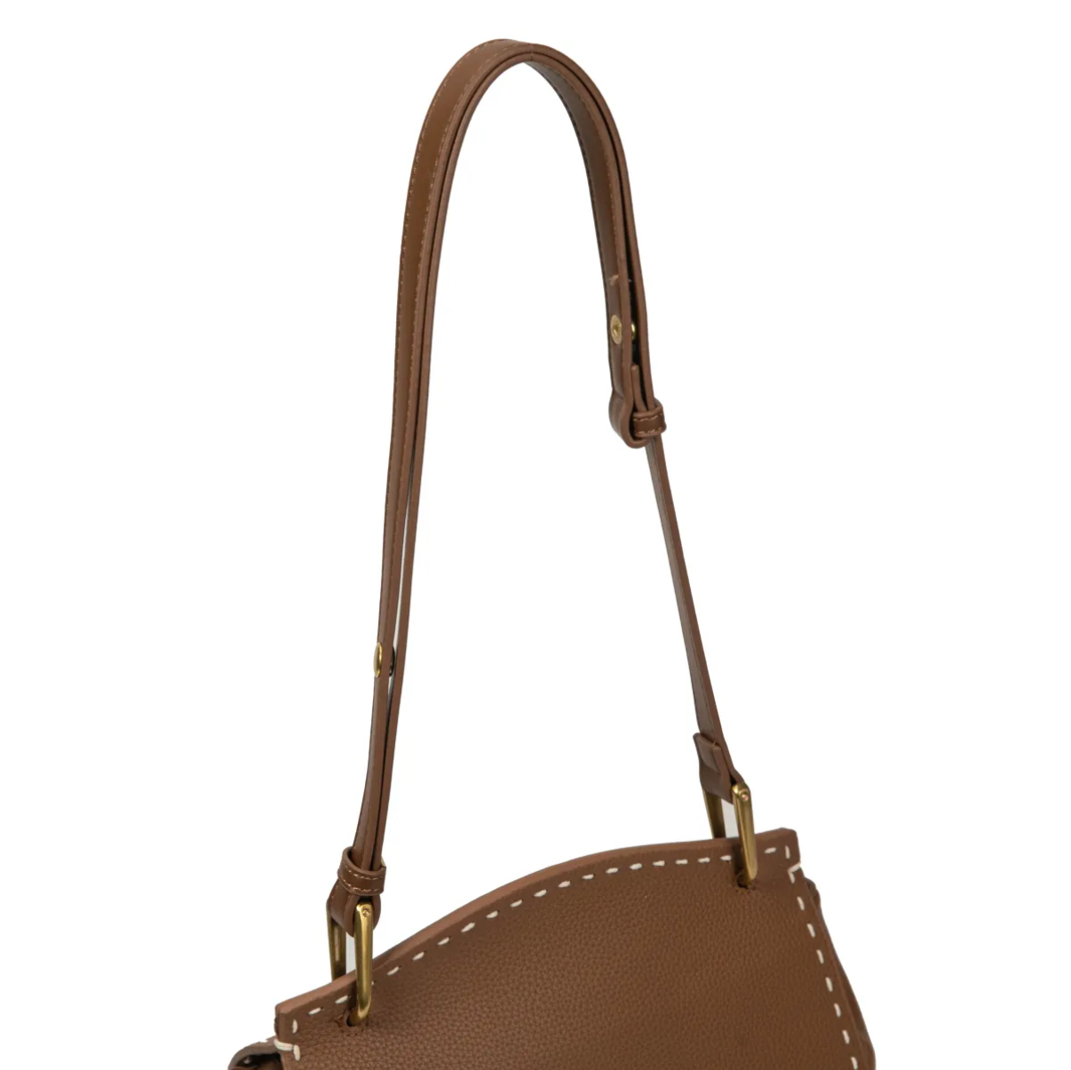 Bolso bandolera elegante con pespuntes y cierre moderno.