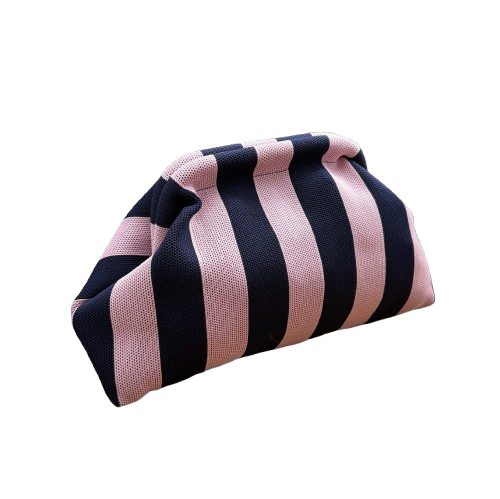 Bolso Clutch Rayas Rosa y Azul Marino con Cadena Dorada – Estilo Elegante y Casual