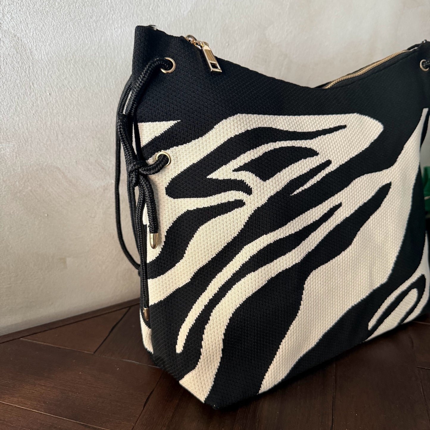 Bolso de Hombro estampado cebra cuadrado