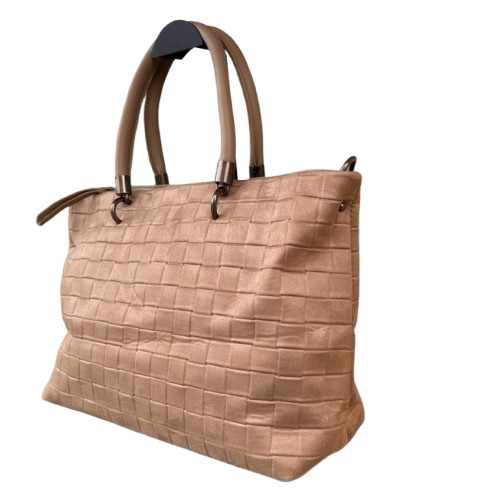 Bolso shopper de antelina con asas cortas y asa bandolera extraíble.