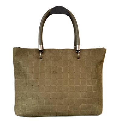 Bolso shopper de antelina con asas cortas y asa bandolera extraíble.