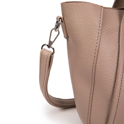 Bolso Shopper de Piel Sintética con Asa Larga extreible.