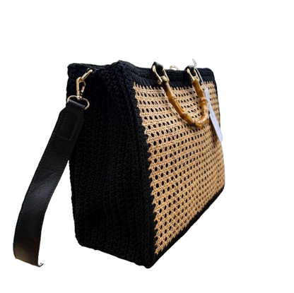 Bolso artesanal de mimbre y crochet con asas de bambú | Bandolera incluida