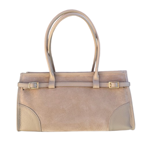 Bolso de piel de vacuno elegante con detalles de hebillas.