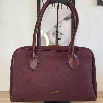 Bolso efecto ante burdeos con mini monedero – elegante, espacioso y súper combinable.