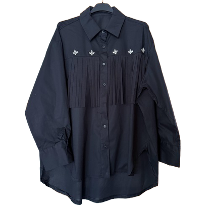 Camisa estilo western con flecos y pedrería