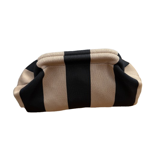 Bolso Clutch Rayas Taupe y Negro con Cadena Dorada – Elegante y Atemporal