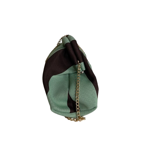 Bolso clutch rayas verde-marrón con cadena dorada – estilo elegante