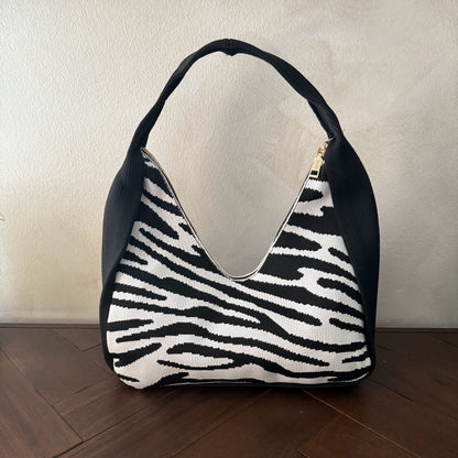 Bolso de hombro estampado cebra