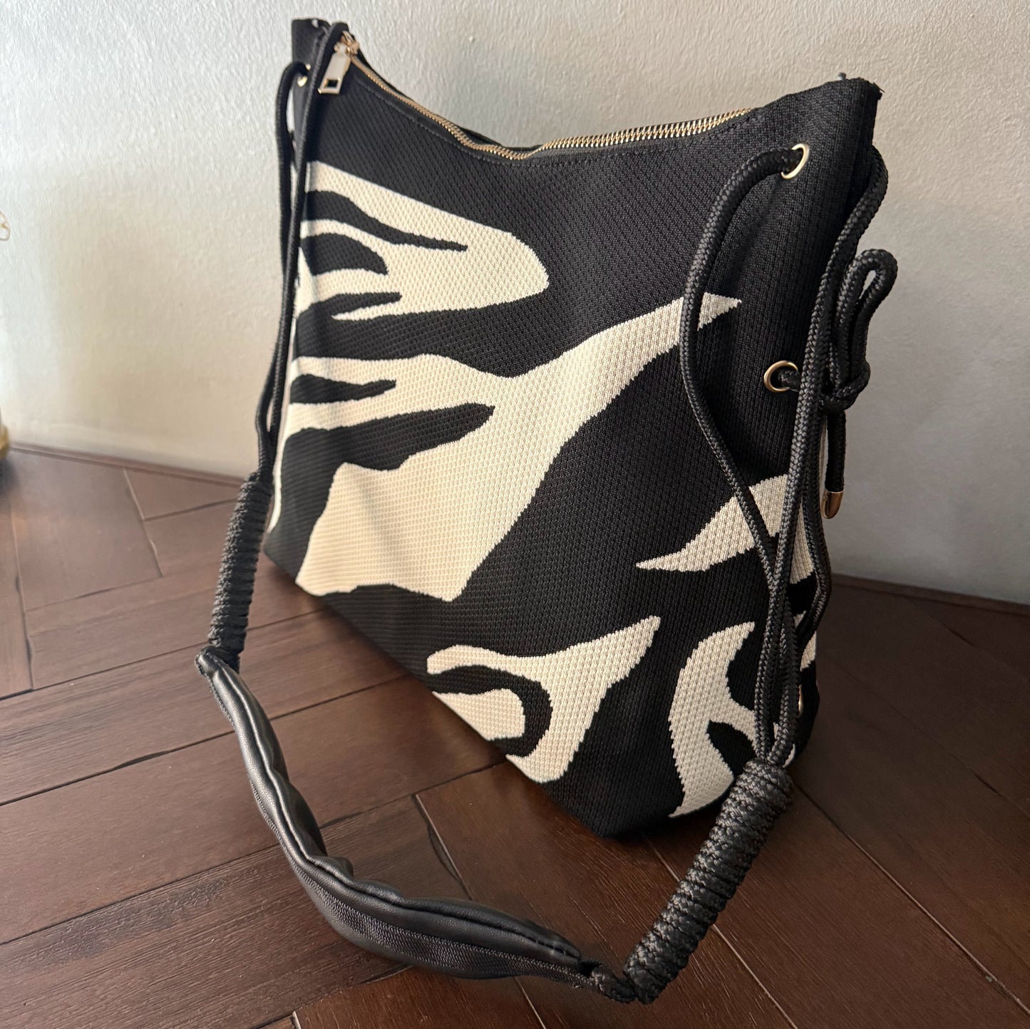 Bolso de Hombro estampado cebra cuadrado