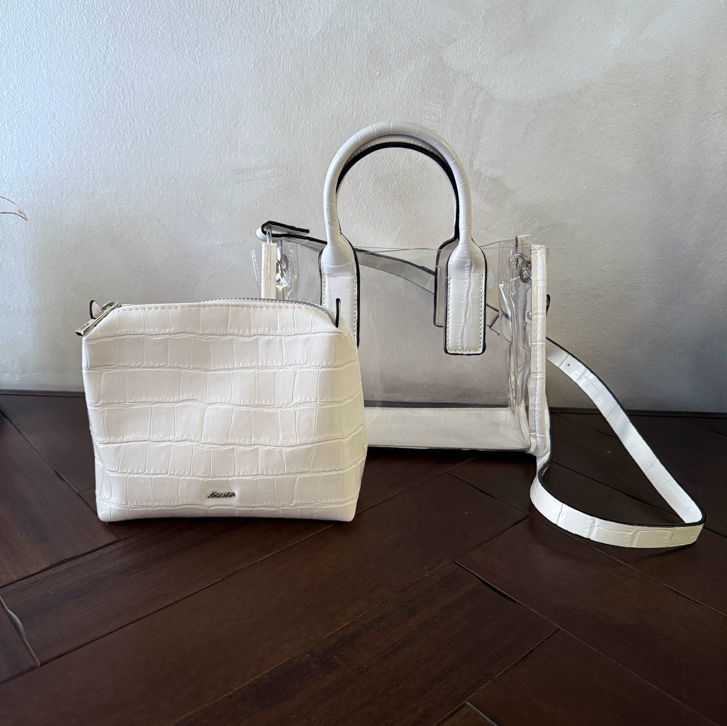 Bolso transparente con neceser interior efecto cocodrilo