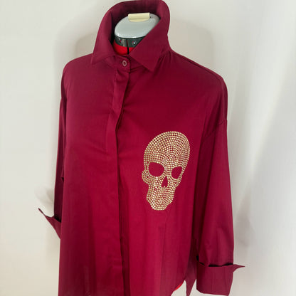 Camisa oversize con calavera de strass