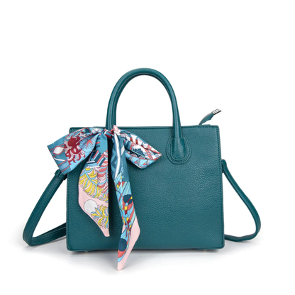 Bolso Shopper Elegante con Pañuelo — Estilo Clásico y Sofisticado