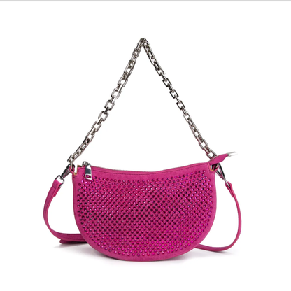 Bolso media luna fucsia con strass y cadena plateada