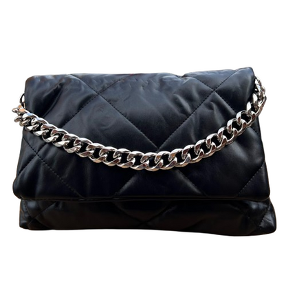 👜 Bolso acolchado negro con cadena plateada de diseño elegante y moderno