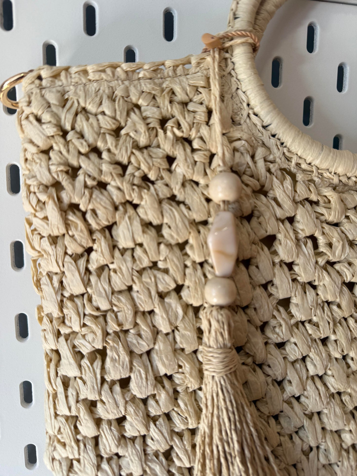Bolso de rafia natural con asa de mano y larga para colgar
